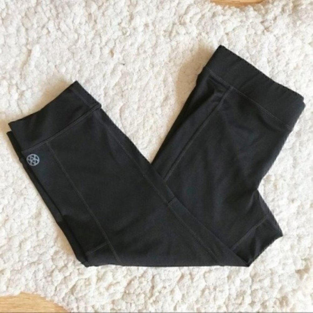 Cabi 639 Tech Crop Athletic Black Leggings Sz S